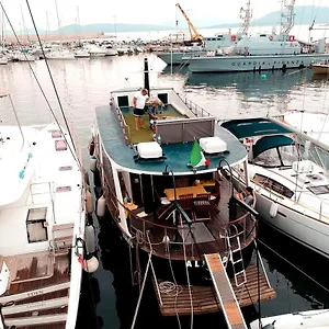 https://boat-breakfast-alicudi.hotelsalgherosardinia.com