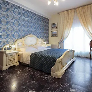 Il Giramondo , Mestre Italy