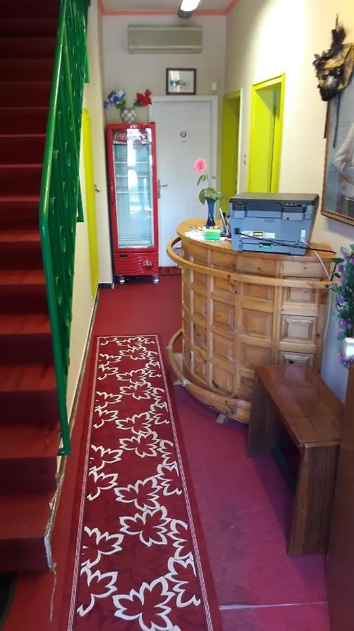 Ever Green Mestre Bed & Breakfast